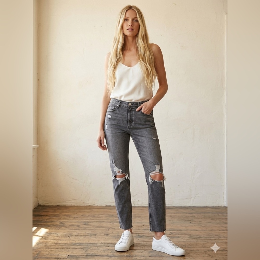 Hudson Jeans Women's Black Distressed Straight Leg Jeans